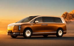 Китайцы готовы подвинуть Lexus LM. Представлен люксовый минивэн Maextro V800: «звездное небо» как в Rolls-Royce, 530 л.с. и полный привод